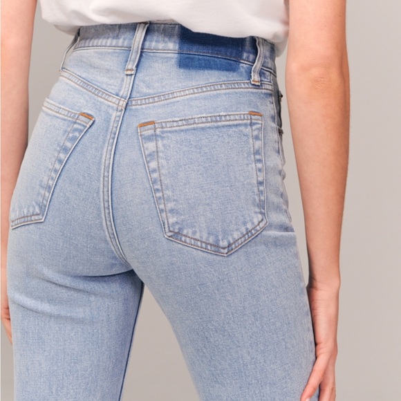 Abercrombie and fitch ankle straight ultra high rise Jean - Picture 6 of 9